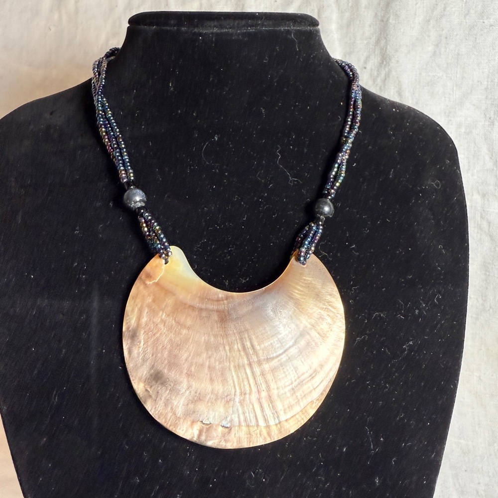 Seed bead shell necklace